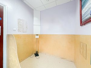 Photo 17- click for photo gallery